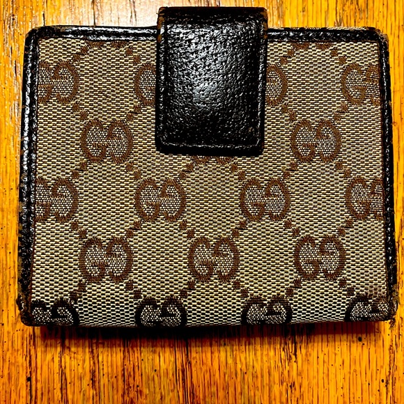 Men’s Gucci Canvas Walket - Picture 1 of 9